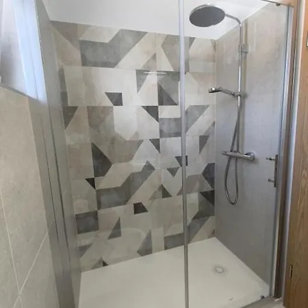 Maledi Apartment *